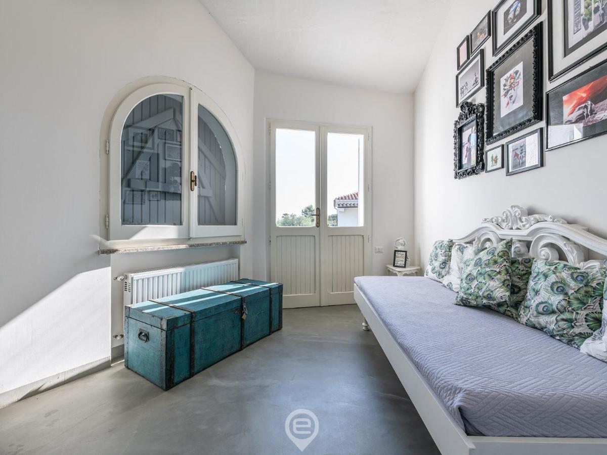 Villa Virago Porto Columbu - Perd'E Sali Ngoại thất bức ảnh
